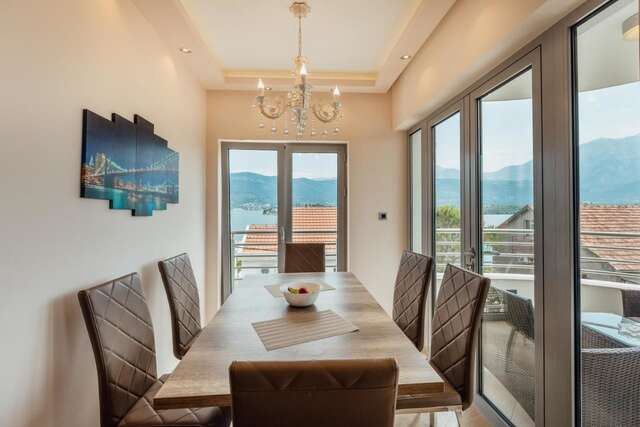 Апартаменты Apartmani Jelena Тиват-13