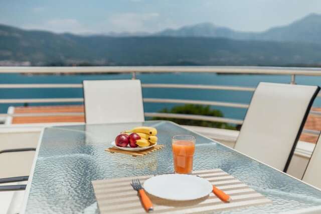 Апартаменты Apartmani Jelena Тиват-41