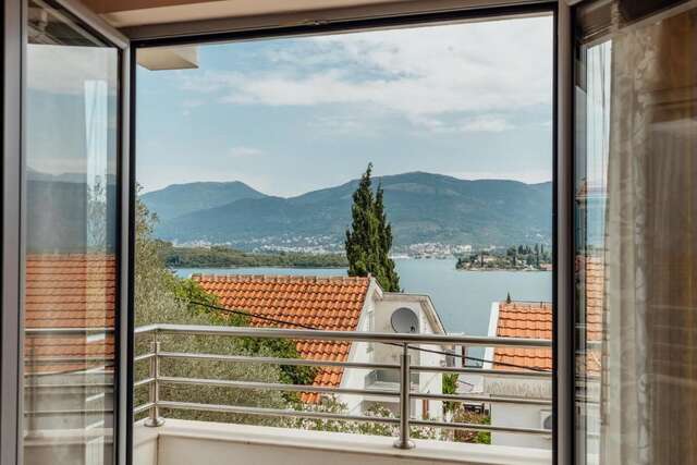 Апартаменты Apartmani Jelena Тиват-51
